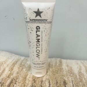 New GlamGlow Supersmooth Blemish Clearing 5-Minute Mask to Scrub 4.2oz Sealed